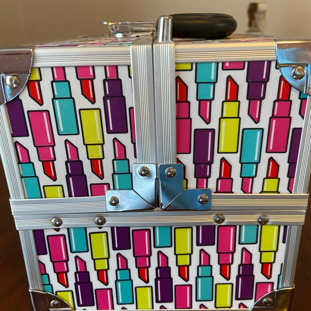makeup case - Picture 5 of 6